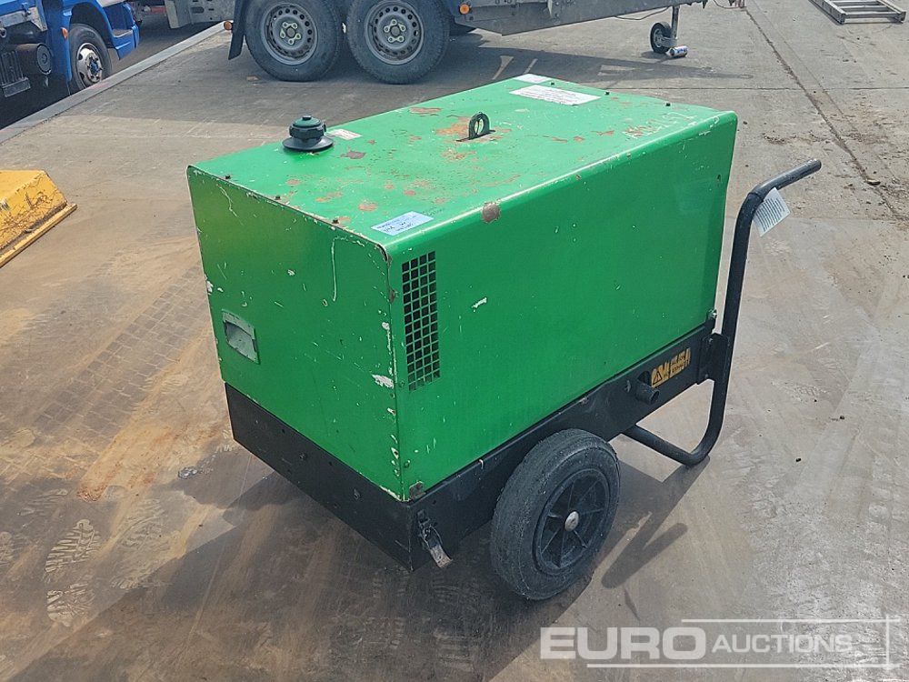 Generator, Yanmar Engine - Generatorski set: slika Generator, Yanmar Engine - Generatorski set Generator, Yanmar Engine - Generatorski set: slika Generator, Yanmar Engine - Generatorski set