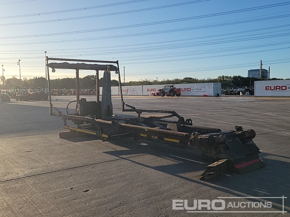 Hook Loader Assembley, Easy Sheet to suit Lorry - Kukasta dizalica/ Sustav s proklizavajućim upravljanjem: slika Hook Loader Assembley, Easy Sheet to suit Lorry - Kukasta dizalica/ Sustav s proklizavajućim upravljanjem Hook Loader Assembley, Easy Sheet to suit Lorry - Kukasta dizalica/ Sustav s proklizavajućim upravljanjem: slika Hook Loader Assembley, Easy Sheet to suit Lorry - Kukasta dizalica/ Sustav s proklizavajućim upravljanjem