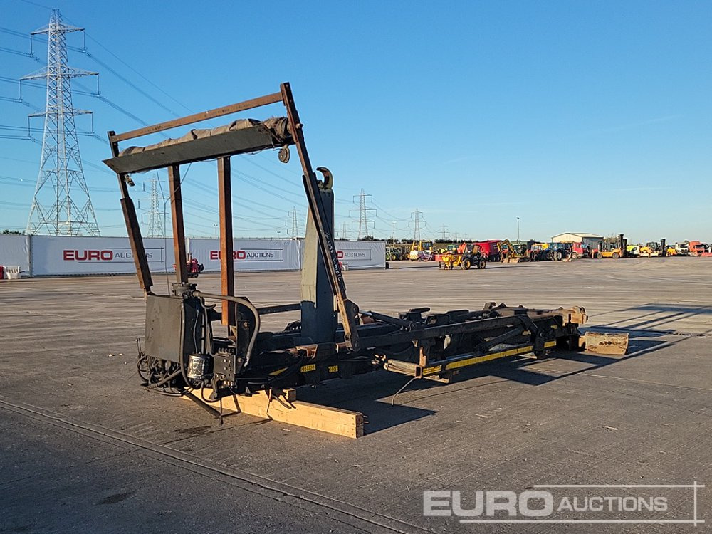 Hook Loader Assembley, Easy Sheet to suit Lorry - Kukasta dizalica/ Sustav s proklizavajućim upravljanjem: slika Hook Loader Assembley, Easy Sheet to suit Lorry - Kukasta dizalica/ Sustav s proklizavajućim upravljanjem Hook Loader Assembley, Easy Sheet to suit Lorry - Kukasta dizalica/ Sustav s proklizavajućim upravljanjem: slika Hook Loader Assembley, Easy Sheet to suit Lorry - Kukasta dizalica/ Sustav s proklizavajućim upravljanjem