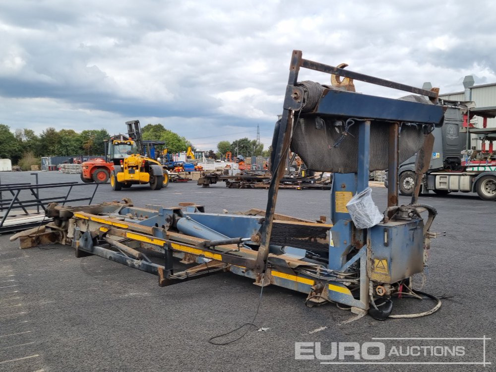 Hook Loader Body - Kukasta dizalica/ Sustav s proklizavajućim upravljanjem: slika Hook Loader Body - Kukasta dizalica/ Sustav s proklizavajućim upravljanjem Hook Loader Body - Kukasta dizalica/ Sustav s proklizavajućim upravljanjem: slika Hook Loader Body - Kukasta dizalica/ Sustav s proklizavajućim upravljanjem