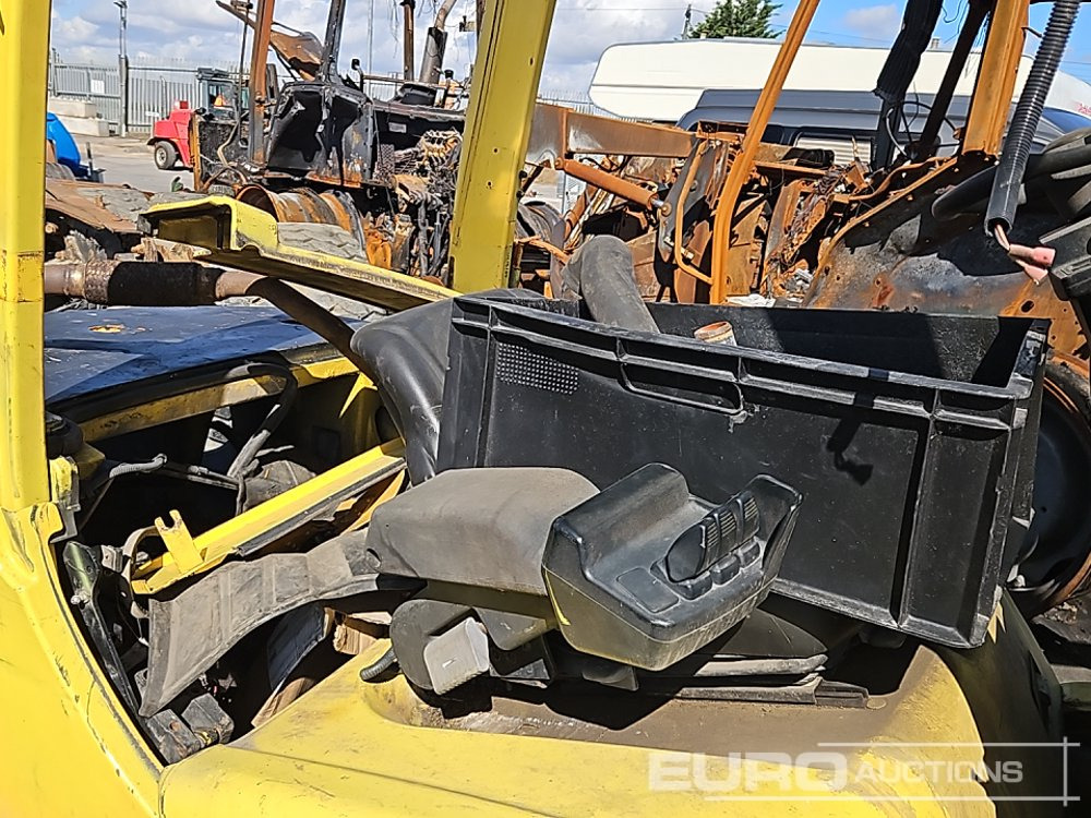 Diesel viličar Hyster Diesel Forklift, 3 Stage Free Lift Mast, Sideshift (Non Runner, Spares): slika Diesel viličar Hyster Diesel Forklift, 3 Stage Free Lift Mast, Sideshift (Non Runner, Spares)