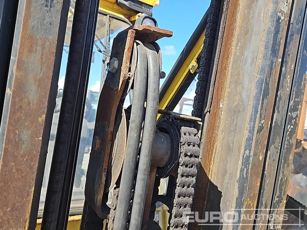 Diesel viličar Hyster Diesel Forklift, 3 Stage Free Lift Mast, Sideshift (Non Runner, Spares): slika Diesel viličar Hyster Diesel Forklift, 3 Stage Free Lift Mast, Sideshift (Non Runner, Spares)