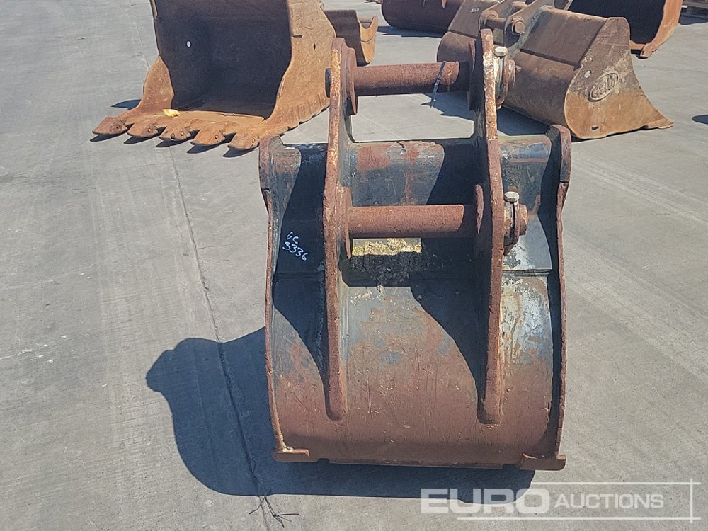 JCB 36" Digging Bucket 80mm Pin to suit 20 Ton Excavator - Korpa: slika JCB 36" Digging Bucket 80mm Pin to suit 20 Ton Excavator - Korpa JCB 36" Digging Bucket 80mm Pin to suit 20 Ton Excavator - Korpa: slika JCB 36" Digging Bucket 80mm Pin to suit 20 Ton Excavator - Korpa
