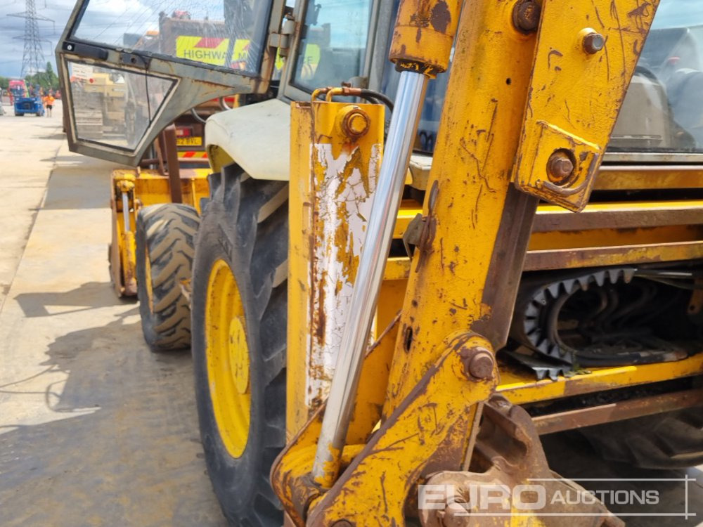 Rovokopač-utovarivač JCB 3CX: slika Rovokopač-utovarivač JCB 3CX