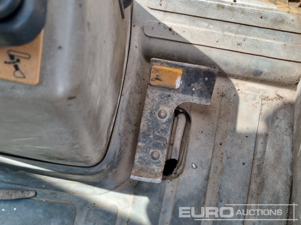 Rovokopač-utovarivač JCB 3CX: slika Rovokopač-utovarivač JCB 3CX