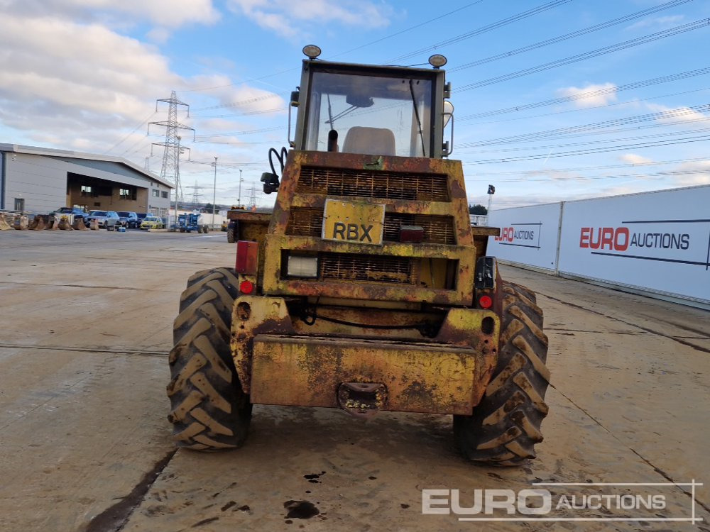 JCB 410 - Utovarivač na kotačima: slika JCB 410 - Utovarivač na kotačima JCB 410 - Utovarivač na kotačima: slika JCB 410 - Utovarivač na kotačima