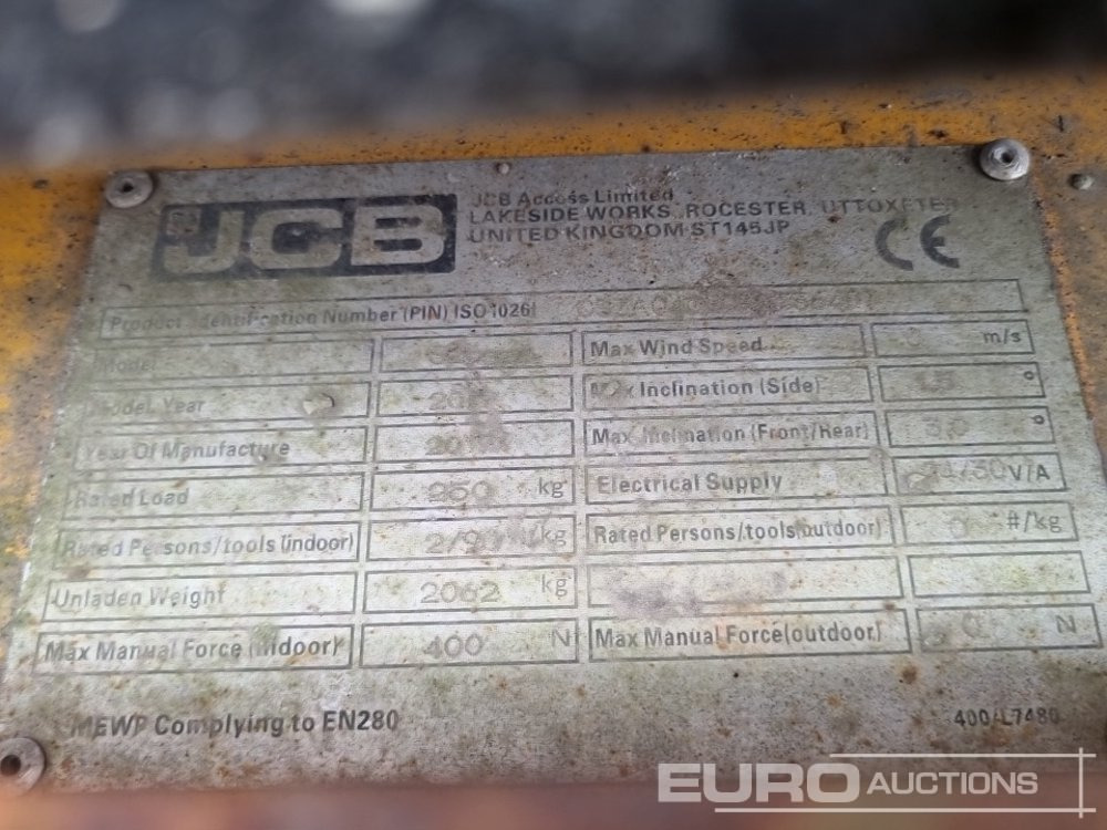 Podizna platforma JCB S2632E: slika Podizna platforma JCB S2632E