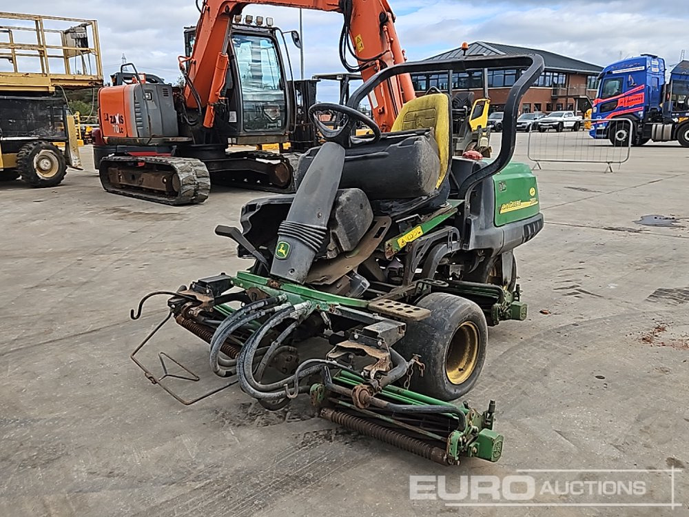 John Deere 2500A - Vrtna kosilica: slika John Deere 2500A - Vrtna kosilica John Deere 2500A - Vrtna kosilica: slika John Deere 2500A - Vrtna kosilica