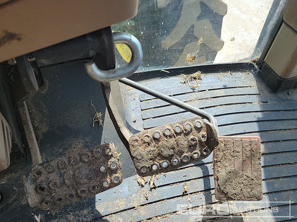 Traktor John Deere 6800: slika Traktor John Deere 6800
