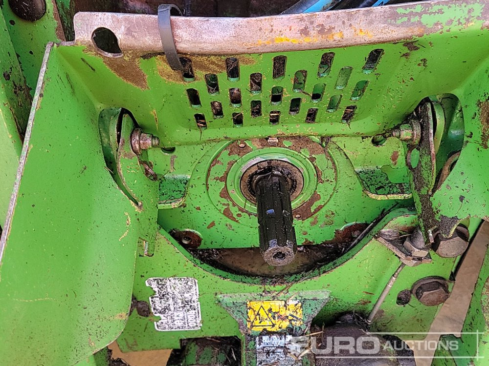 Traktor John Deere 6800: slika Traktor John Deere 6800