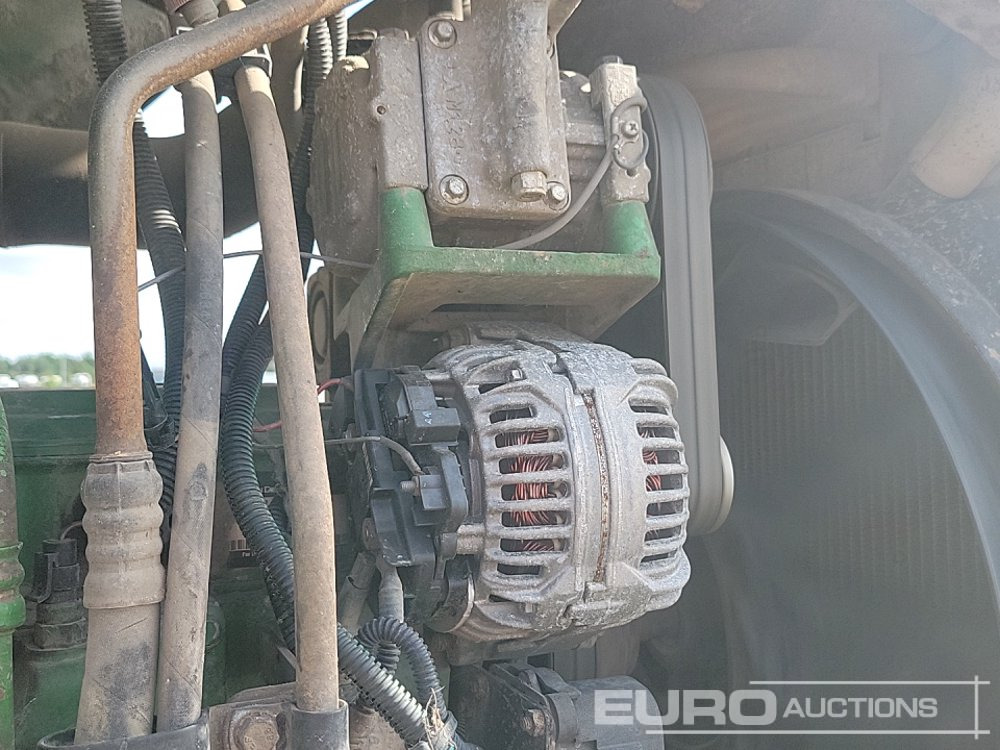 Traktor John Deere 6920S: slika Traktor John Deere 6920S