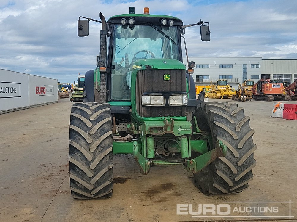 Traktor John Deere 6920S: slika Traktor John Deere 6920S