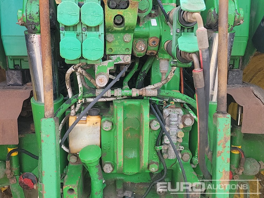 Traktor John Deere 6920S: slika Traktor John Deere 6920S