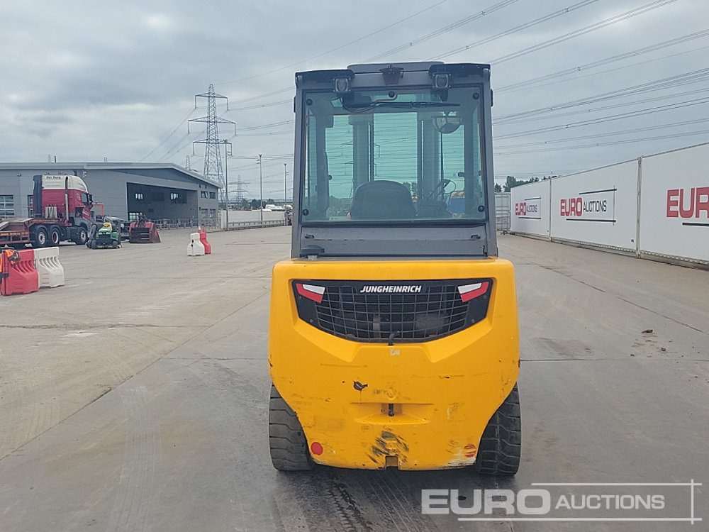 Jungheinrich DFG 550S - Viličar: slika Jungheinrich DFG 550S - Viličar Jungheinrich DFG 550S - Viličar: slika Jungheinrich DFG 550S - Viličar