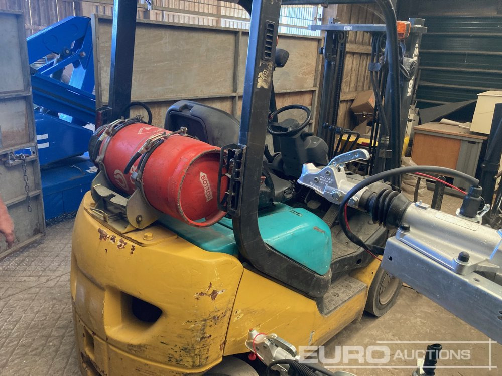 Komatsu FG18HT-20R - Viličar: slika Komatsu FG18HT-20R - Viličar Komatsu FG18HT-20R - Viličar: slika Komatsu FG18HT-20R - Viličar