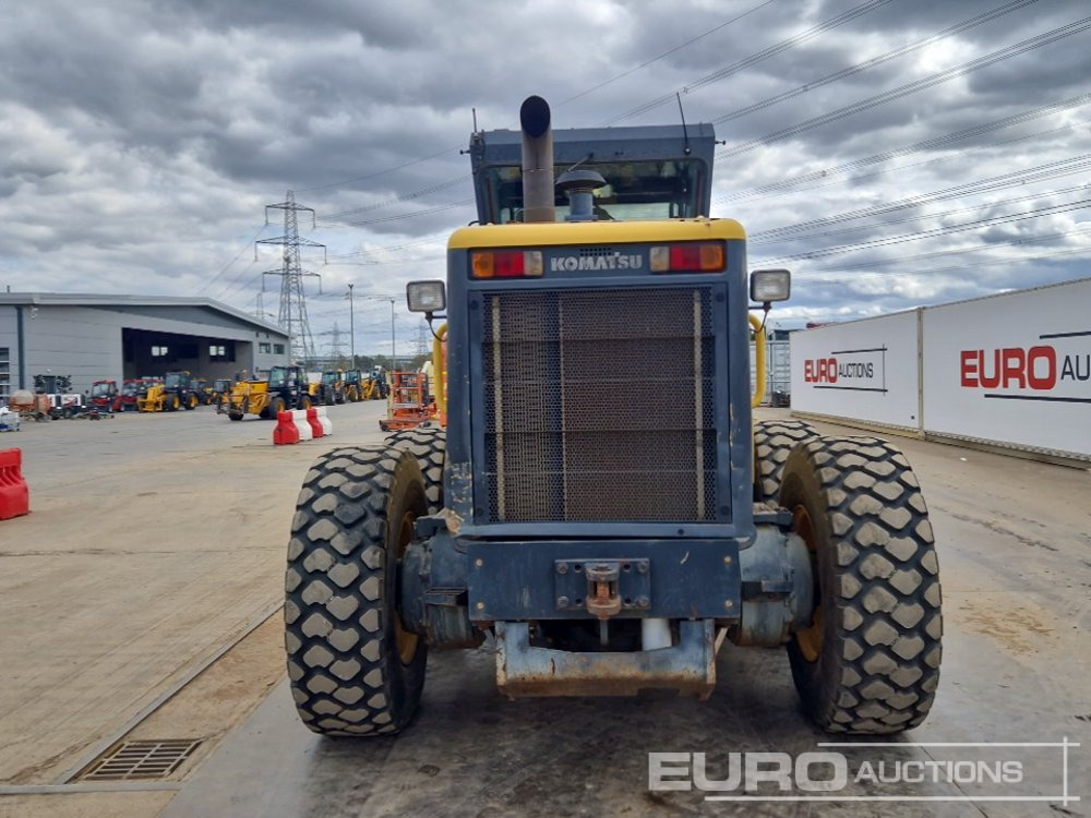 Komatsu GD655-3E0 - Grejder: slika Komatsu GD655-3E0 - Grejder Komatsu GD655-3E0 - Grejder: slika Komatsu GD655-3E0 - Grejder