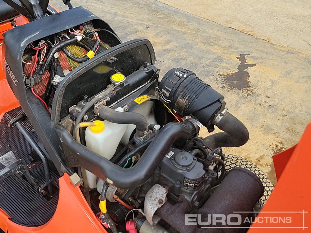 Vrtna kosilica Kubota GR1600-II: slika Vrtna kosilica Kubota GR1600-II