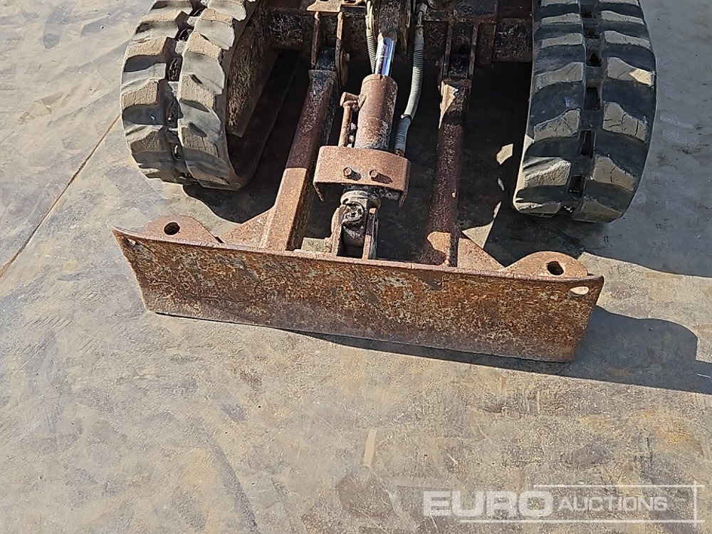 Mini bager Kubota K008-3: slika Mini bager Kubota K008-3