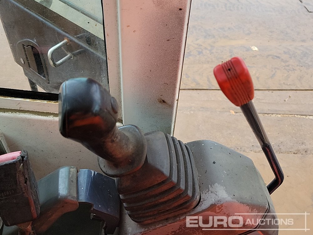 Mini bager Kubota KX251: slika Mini bager Kubota KX251