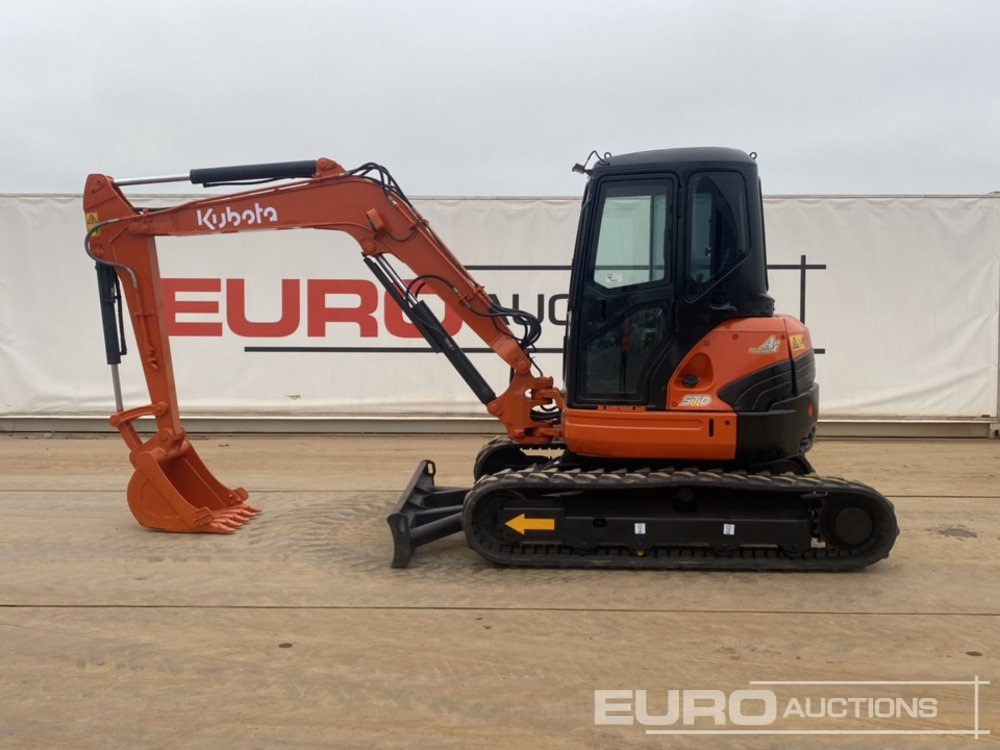 Kubota U55-4 - Mini bager: slika Kubota U55-4 - Mini bager Kubota U55-4 - Mini bager: slika Kubota U55-4 - Mini bager
