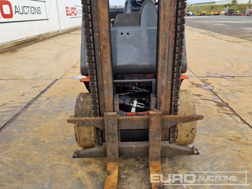 Viličar Linde H20D: slika Viličar Linde H20D