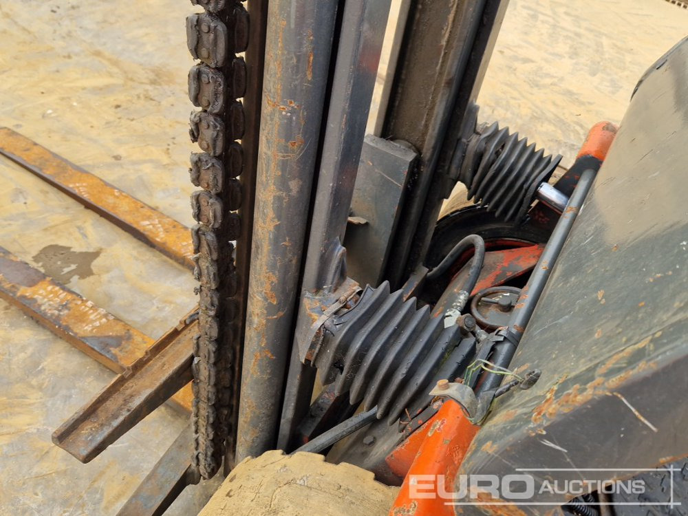 Viličar Linde H20D: slika Viličar Linde H20D