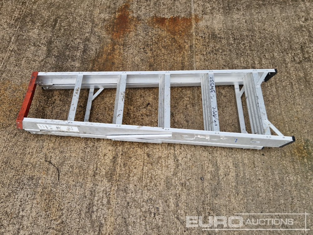 Građevinska oprema Lyte 6 Tread Aluminium Step Ladder: slika Građevinska oprema Lyte 6 Tread Aluminium Step Ladder