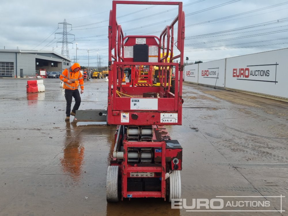 MEC 2633ES - Podizna platforma: slika MEC 2633ES - Podizna platforma MEC 2633ES - Podizna platforma: slika MEC 2633ES - Podizna platforma