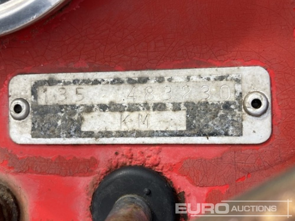 Massey Ferguson 135 - Traktor: slika Massey Ferguson 135 - Traktor Massey Ferguson 135 - Traktor: slika Massey Ferguson 135 - Traktor