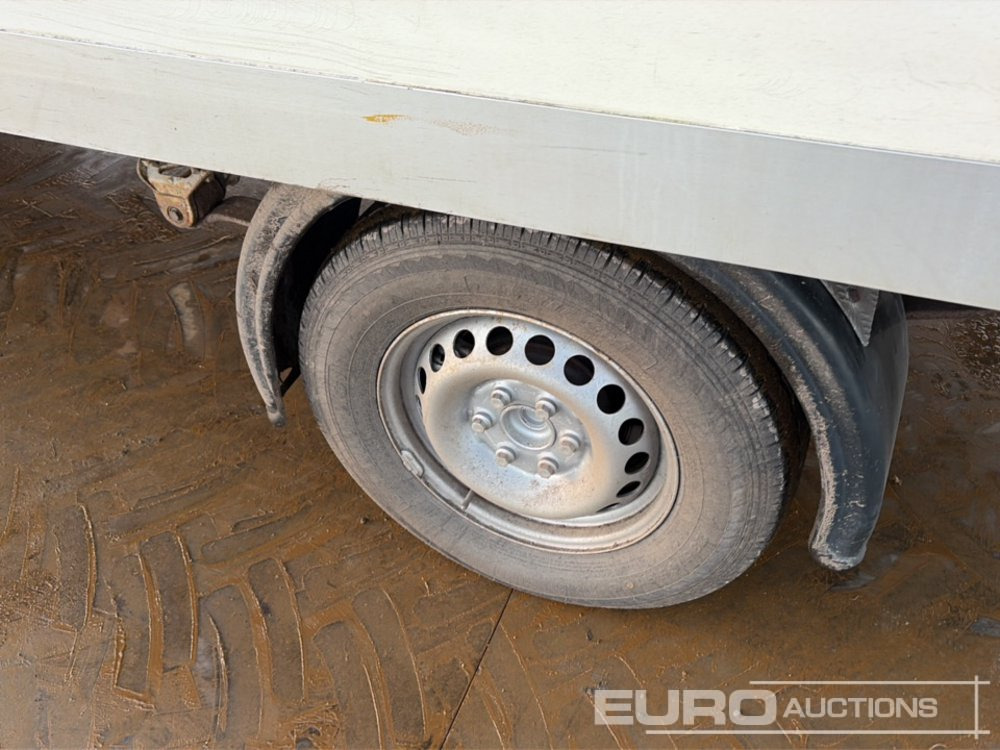 Mercedes Sprinter - Dostavno vozilo sa zatvorenim sandukom: slika Mercedes Sprinter - Dostavno vozilo sa zatvorenim sandukom Mercedes Sprinter - Dostavno vozilo sa zatvorenim sandukom: slika Mercedes Sprinter - Dostavno vozilo sa zatvorenim sandukom