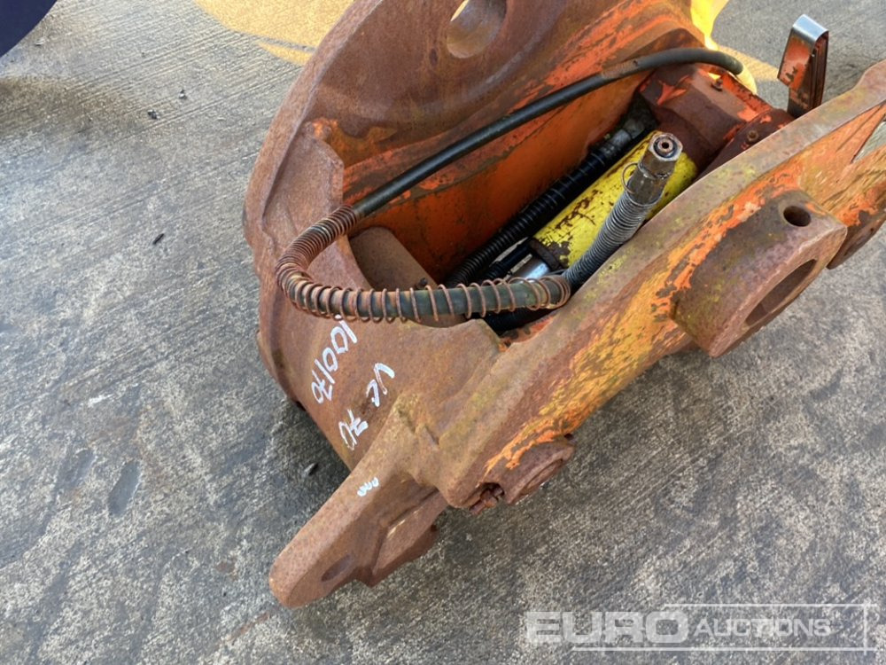 Brza spojka Miller QH 65mm Pin to suit 13 Ton Excavator: slika Brza spojka Miller QH 65mm Pin to suit 13 Ton Excavator Brza spojka Miller QH 65mm Pin to suit 13 Ton Excavator: slika Brza spojka Miller QH 65mm Pin to suit 13 Ton Excavator