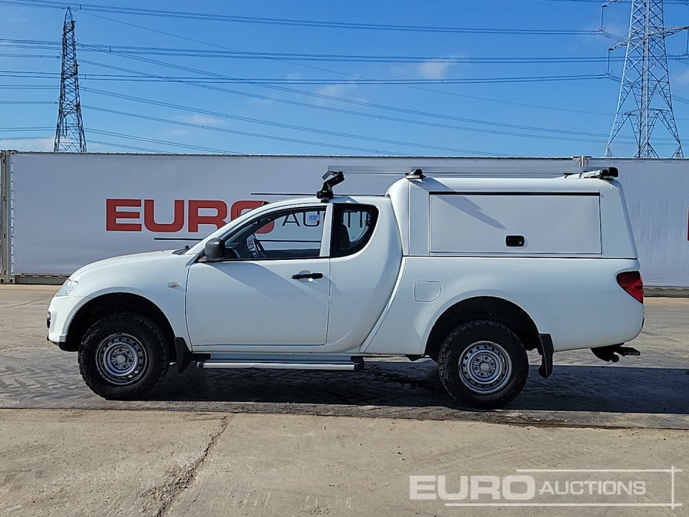 Mitsibushi L200 - Pick-up: slika Mitsibushi L200 - Pick-up Mitsibushi L200 - Pick-up: slika Mitsibushi L200 - Pick-up