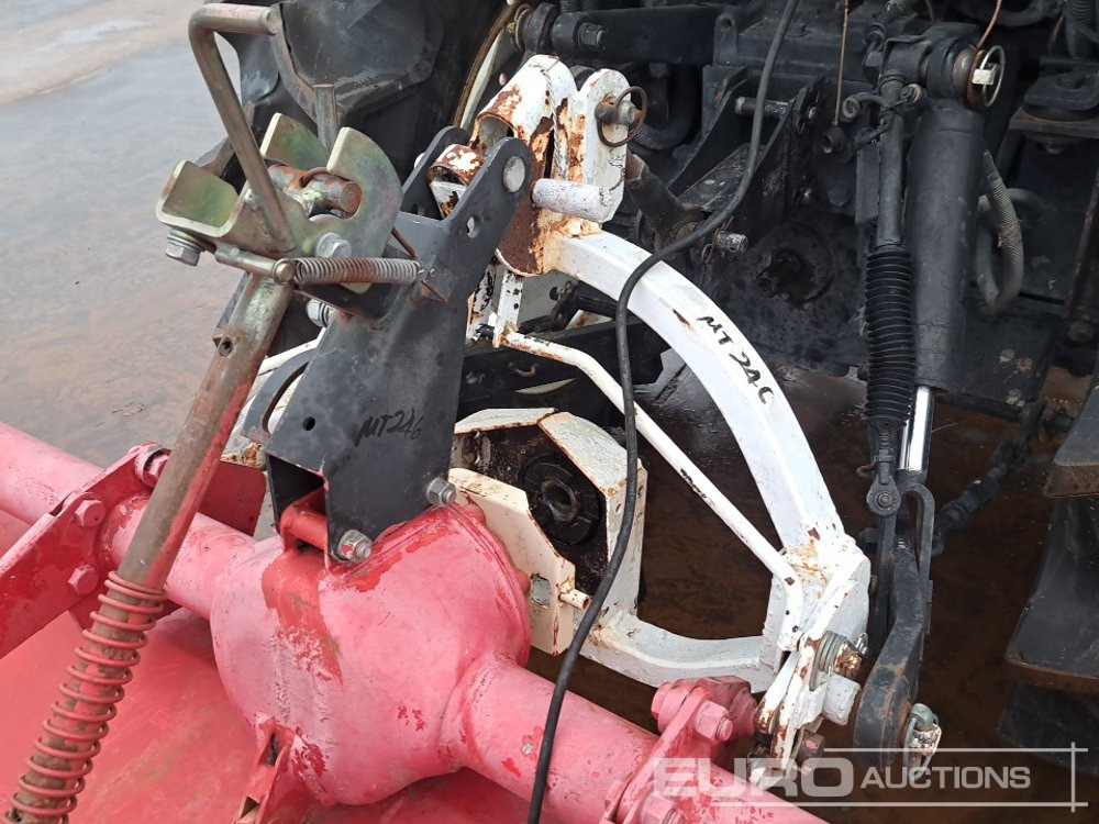 Mali traktor Mitsubishi MT246: slika Mali traktor Mitsubishi MT246