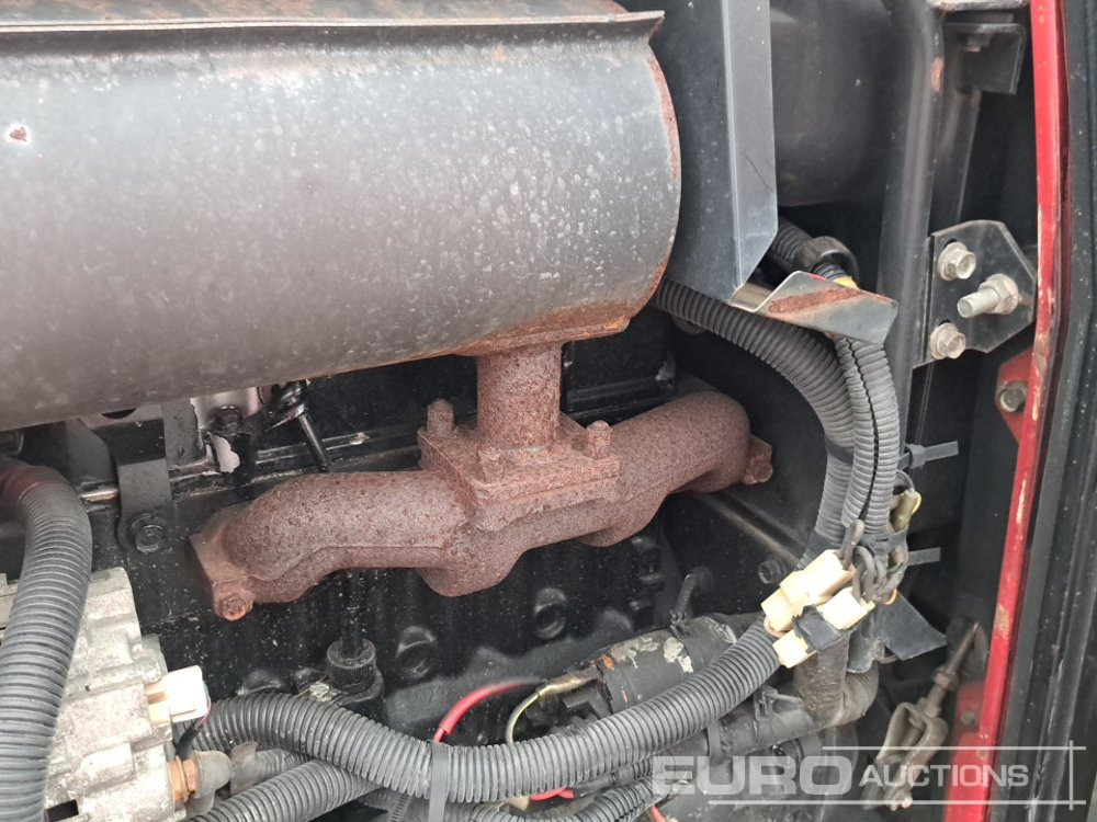 Mali traktor Mitsubishi MT246: slika Mali traktor Mitsubishi MT246