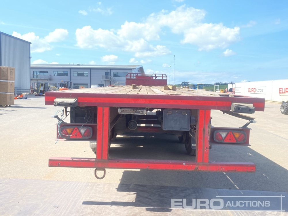 Montracon 45' Tri Axle Tri Axle Flatbed Trailer - Poluprikolica plato/ Otvoreni sanduk: slika Montracon 45' Tri Axle Tri Axle Flatbed Trailer - Poluprikolica plato/ Otvoreni sanduk Montracon 45' Tri Axle Tri Axle Flatbed Trailer - Poluprikolica plato/ Otvoreni sanduk: slika Montracon 45' Tri Axle Tri Axle Flatbed Trailer - Poluprikolica plato/ Otvoreni sanduk