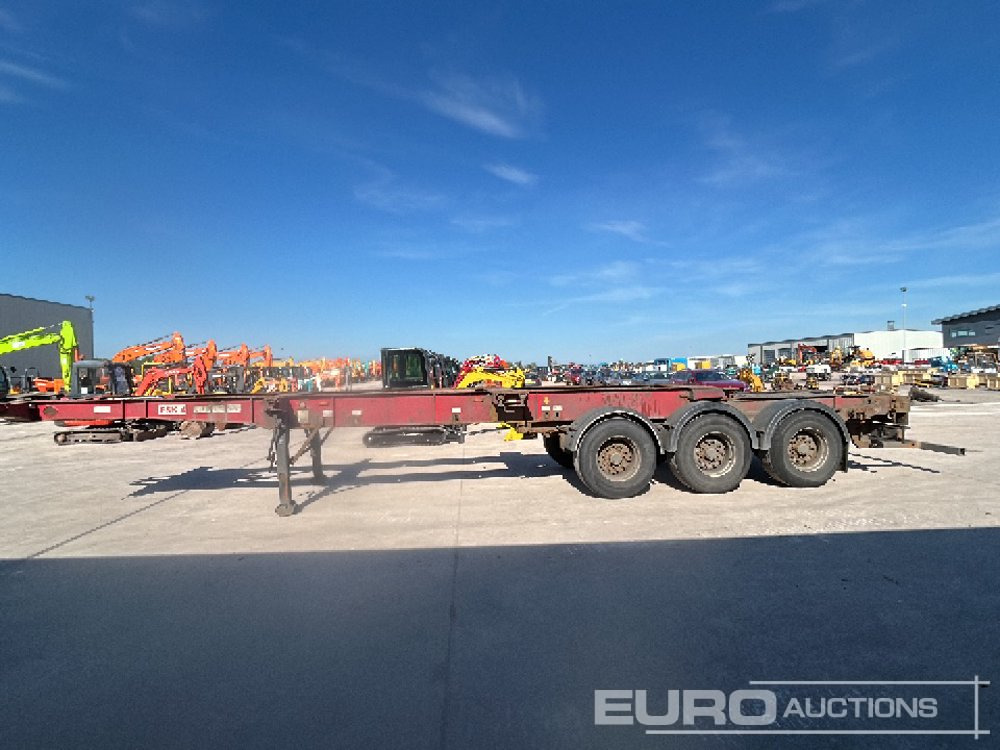 Montracon Tri-Axle Skelly Trailer - Transporter kontejnera/ Poluprikolica s izmjenjivim sanducima: slika Montracon Tri-Axle Skelly Trailer - Transporter kontejnera/ Poluprikolica s izmjenjivim sanducima Montracon Tri-Axle Skelly Trailer - Transporter kontejnera/ Poluprikolica s izmjenjivim sanducima: slika Montracon Tri-Axle Skelly Trailer - Transporter kontejnera/ Poluprikolica s izmjenjivim sanducima
