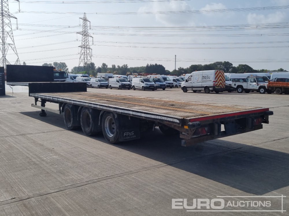 Montracon Tri Axle Step Frame Trailer - Poluprikolica s niskim utovarivačem: slika Montracon Tri Axle Step Frame Trailer - Poluprikolica s niskim utovarivačem Montracon Tri Axle Step Frame Trailer - Poluprikolica s niskim utovarivačem: slika Montracon Tri Axle Step Frame Trailer - Poluprikolica s niskim utovarivačem