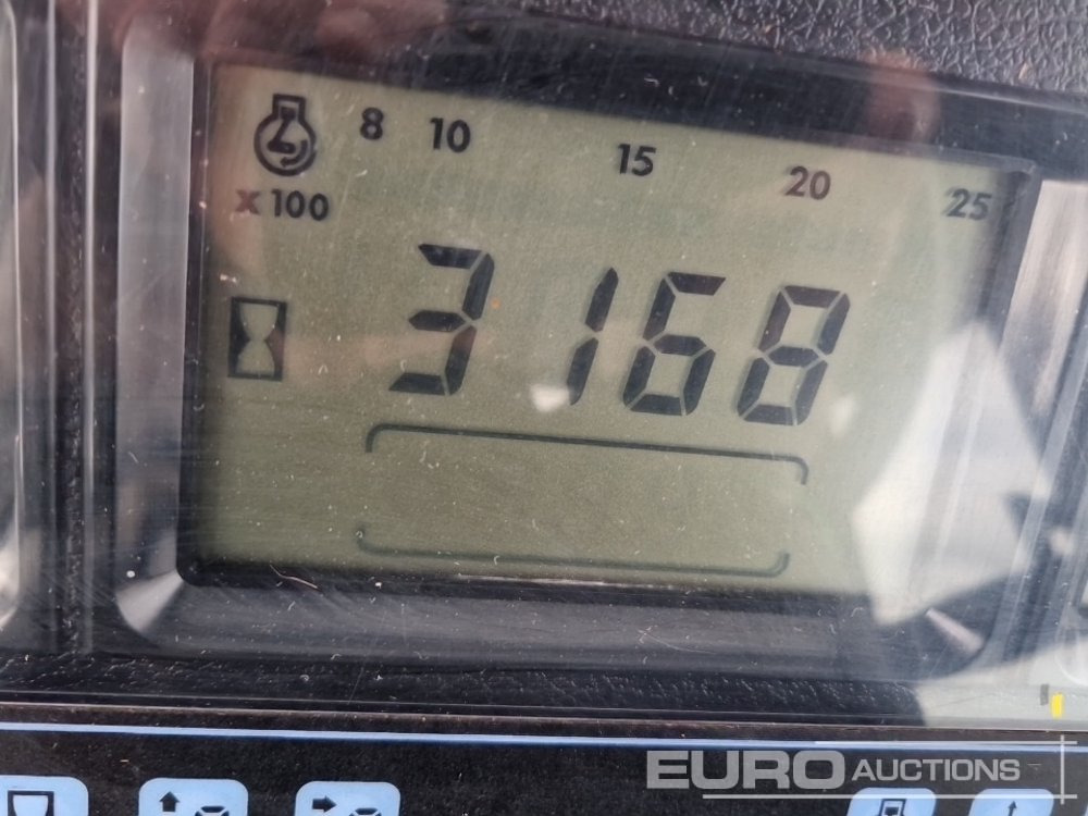 Traktor New Holland TM155: slika Traktor New Holland TM155