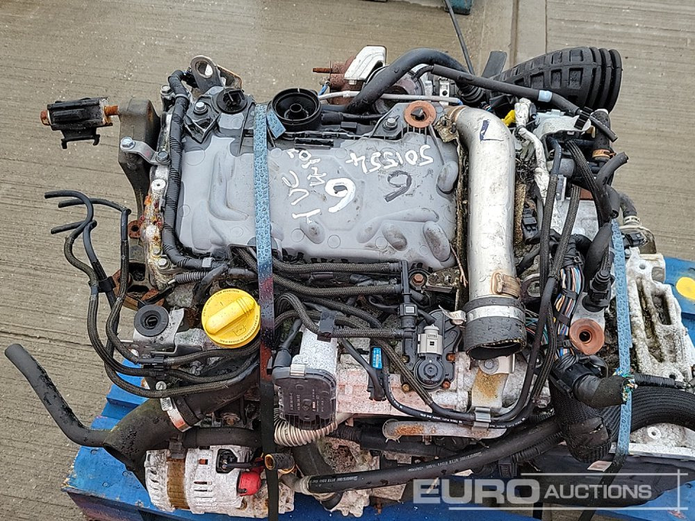 Motor Nissan 4 Cylinder Engine, Gearbox: slika Motor Nissan 4 Cylinder Engine, Gearbox