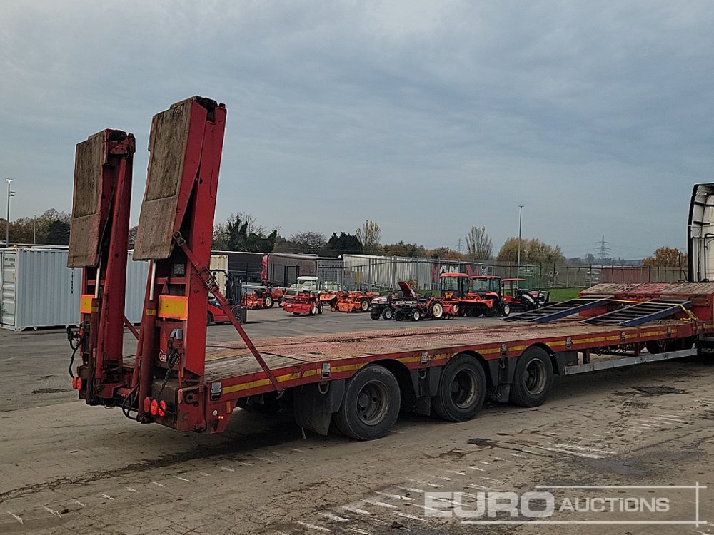 Nooteboom OSDS-48-03V - Poluprikolica s niskim utovarivačem: slika Nooteboom OSDS-48-03V - Poluprikolica s niskim utovarivačem Nooteboom OSDS-48-03V - Poluprikolica s niskim utovarivačem: slika Nooteboom OSDS-48-03V - Poluprikolica s niskim utovarivačem