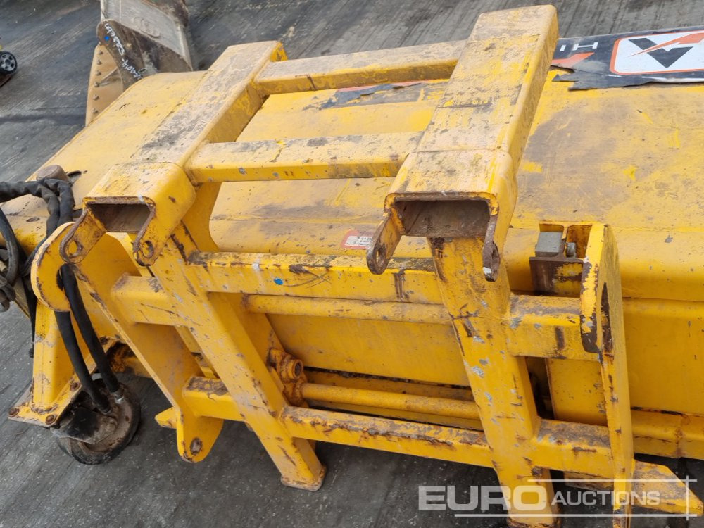 Oprema za rukovanje materijalima 2018 JCB SC240: slika Oprema za rukovanje materijalima 2018 JCB SC240