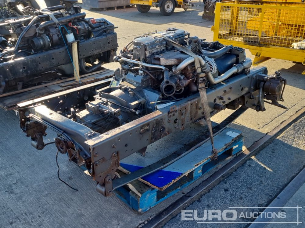 Paccar 4 Cylinder Powerpack - Motor: slika  Paccar 4 Cylinder Powerpack - Motor Paccar 4 Cylinder Powerpack - Motor: slika  Paccar 4 Cylinder Powerpack - Motor