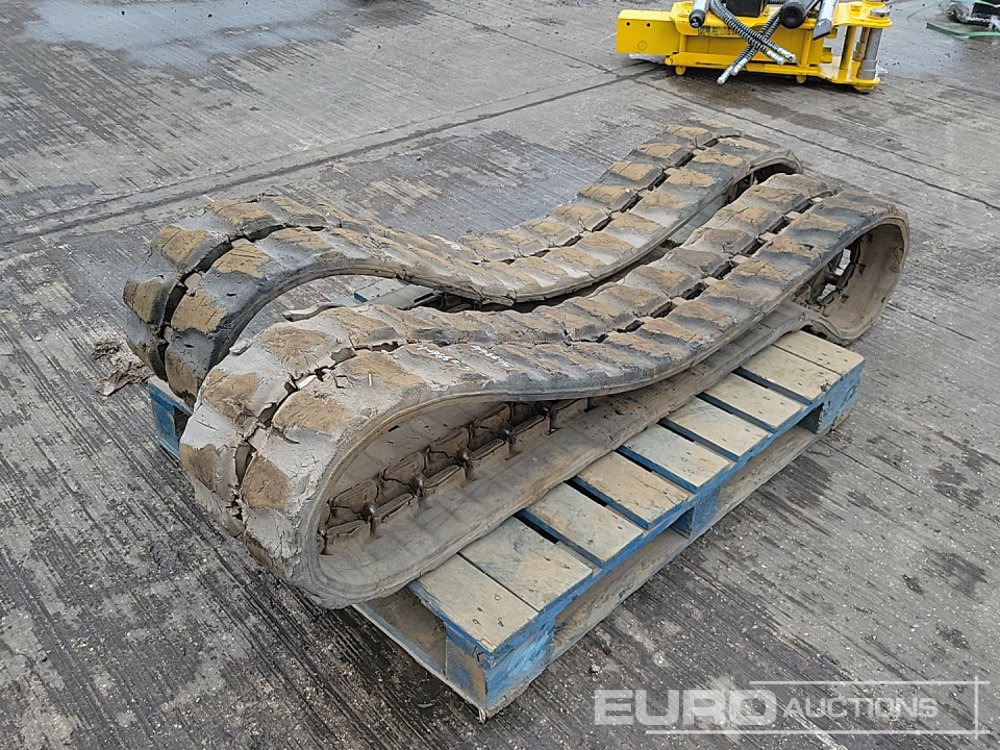 Rubber Tracks to suit Volvo ECR25D - Gusjenice za Građevinski strojevi: slika Rubber Tracks to suit Volvo ECR25D - Gusjenice za Građevinski strojevi Rubber Tracks to suit Volvo ECR25D - Gusjenice za Građevinski strojevi: slika Rubber Tracks to suit Volvo ECR25D - Gusjenice za Građevinski strojevi