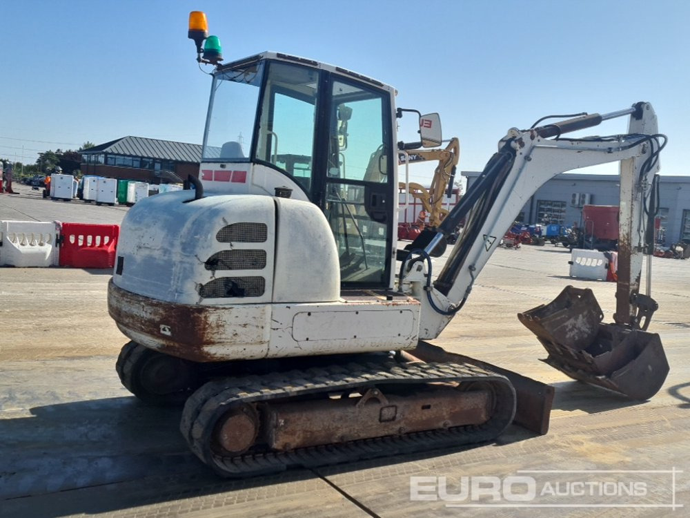 Schaeff-Terex HR18 - Mini bager: slika Schaeff-Terex HR18 - Mini bager Schaeff-Terex HR18 - Mini bager: slika Schaeff-Terex HR18 - Mini bager