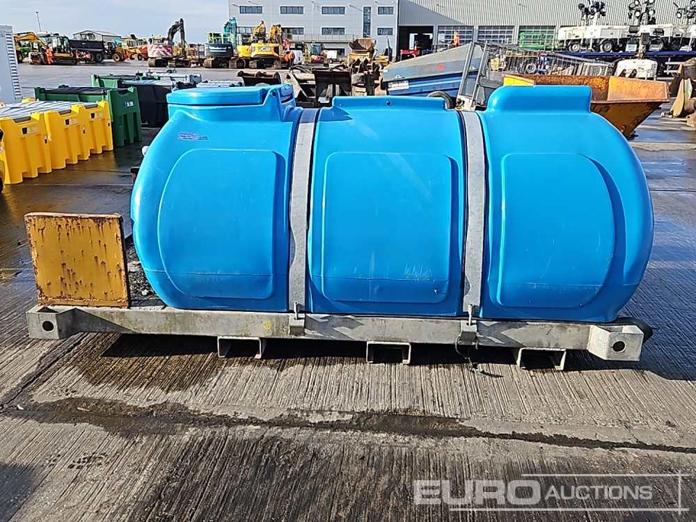 Static Plastic Water Bowser - Cisterna za skladištenje: slika Static Plastic Water Bowser - Cisterna za skladištenje Static Plastic Water Bowser - Cisterna za skladištenje: slika Static Plastic Water Bowser - Cisterna za skladištenje