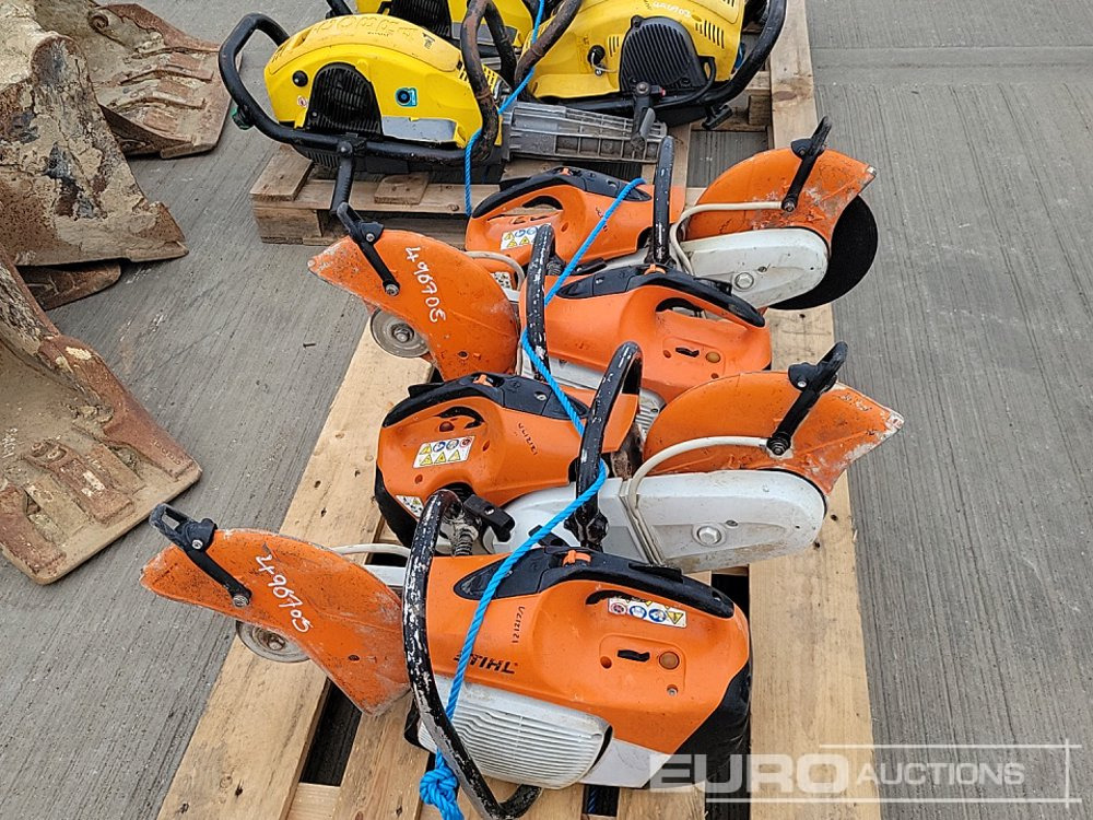 Stihl 410 - Stroj za asfaltiranje: slika Stihl 410 - Stroj za asfaltiranje Stihl 410 - Stroj za asfaltiranje: slika Stihl 410 - Stroj za asfaltiranje