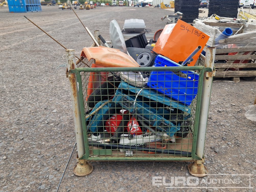 Stillage of Husqvarna Engines, Power Tools, Carpet Cleaner, Parts - Građevinska oprema: slika Stillage of Husqvarna Engines, Power Tools, Carpet Cleaner, Parts - Građevinska oprema Stillage of Husqvarna Engines, Power Tools, Carpet Cleaner, Parts - Građevinska oprema: slika Stillage of Husqvarna Engines, Power Tools, Carpet Cleaner, Parts - Građevinska oprema