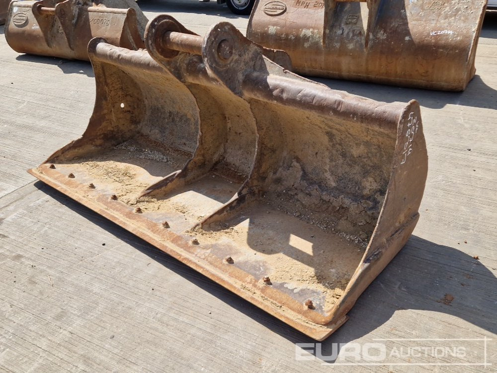 Strickland 84" Ditching Bucket 80mm Pin to suit 20 Ton Excavator - Korpa: slika Strickland 84" Ditching Bucket 80mm Pin to suit 20 Ton Excavator - Korpa Strickland 84" Ditching Bucket 80mm Pin to suit 20 Ton Excavator - Korpa: slika Strickland 84" Ditching Bucket 80mm Pin to suit 20 Ton Excavator - Korpa