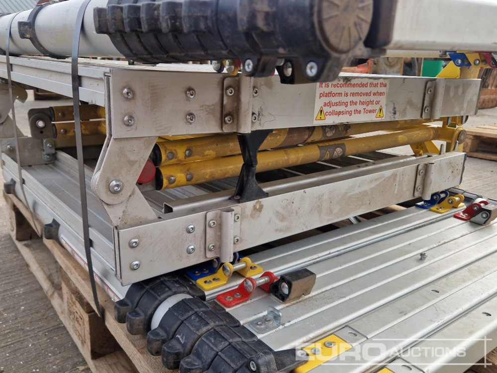 Građevinska oprema Telescopic Aluminium Access Platform: slika Građevinska oprema Telescopic Aluminium Access Platform