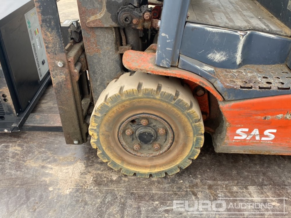 Viličar Toyota 8FBE18T: slika Viličar Toyota 8FBE18T
